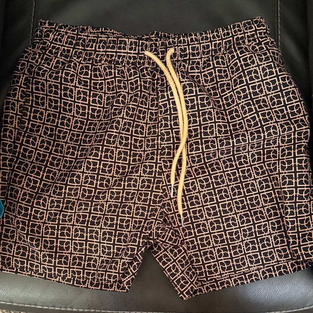 SHEIN Black and Cream Patterned Swim Trunks